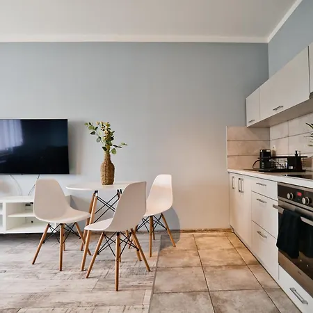 Apartclaudia By Housine *